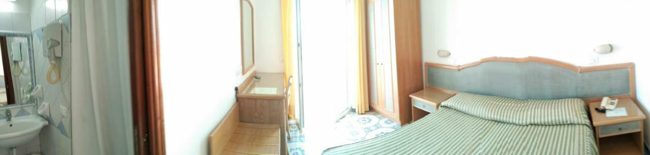 Hotel Casthotels Tramonto D'oro Terme 4*